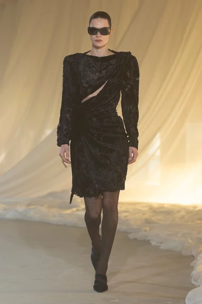 Look 23